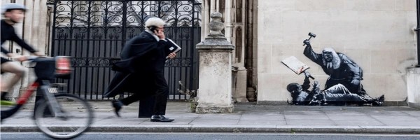 Royal Courts of Justice Token Header