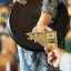 Tipping minimum wage workers Icon
